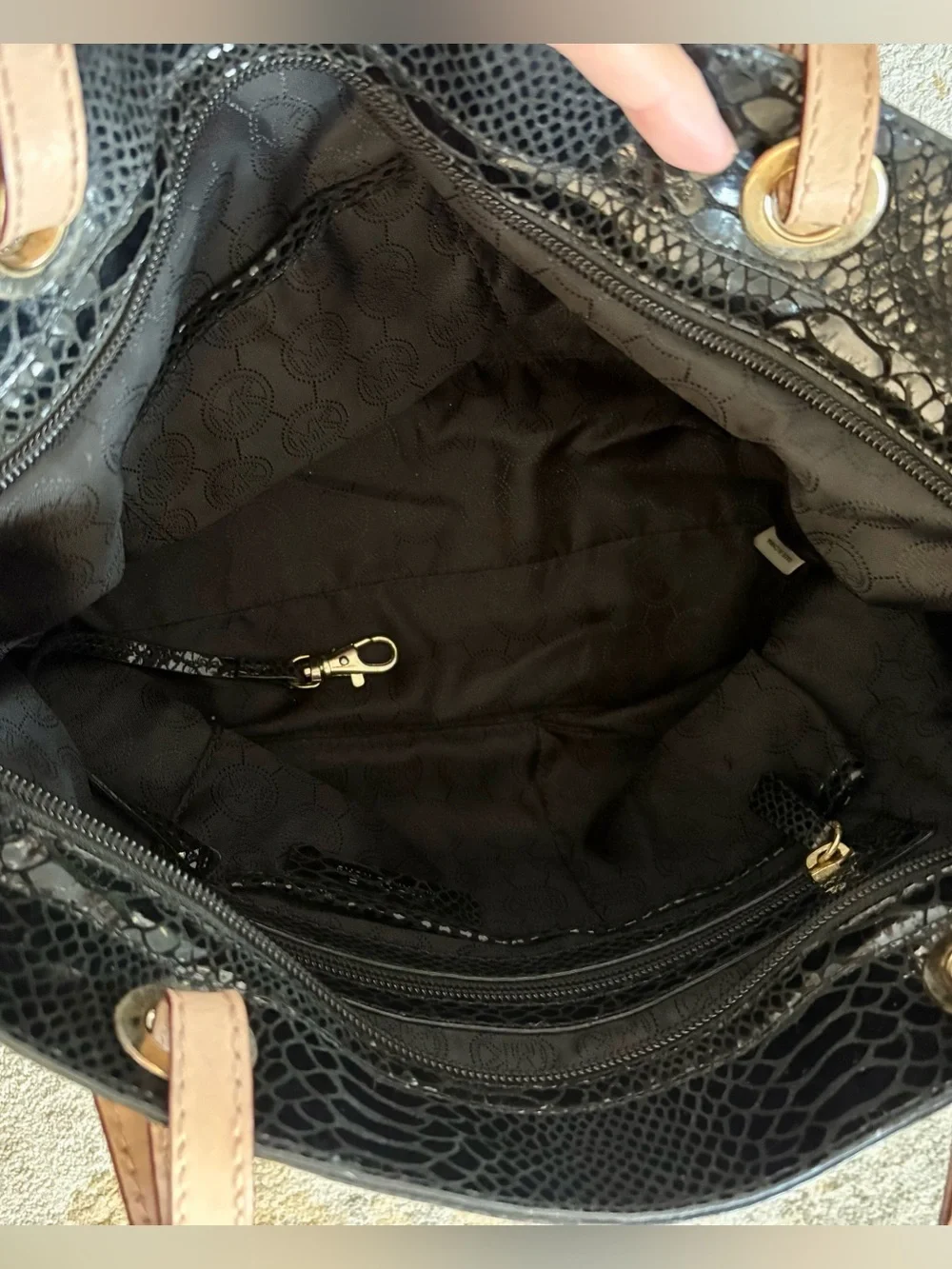 MICHAEL KORS Black Jet Set snake-embossed leather tote bag